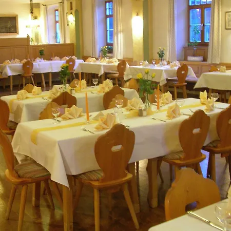 Ochsenwirt Guest house 3*